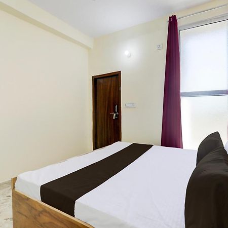 Hotel O Rn Chinhat Экстерьер фото