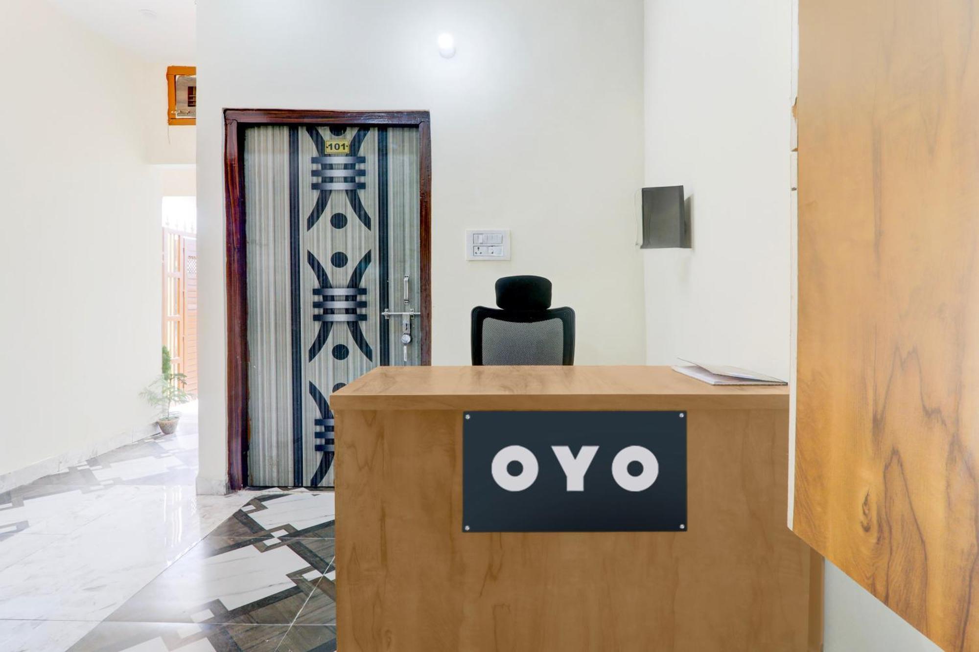 Hotel O Rn Chinhat Экстерьер фото