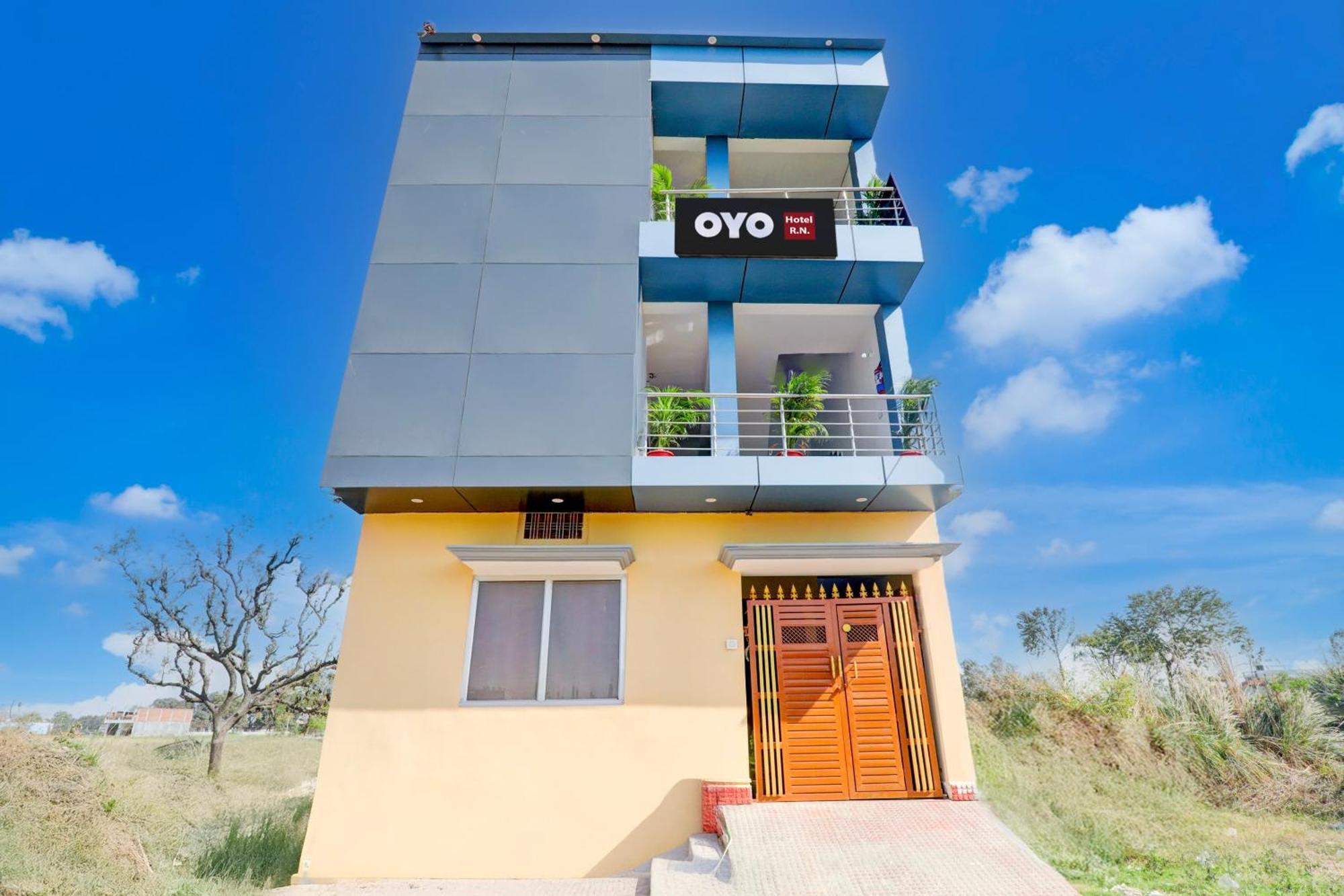 Hotel O Rn Chinhat Экстерьер фото